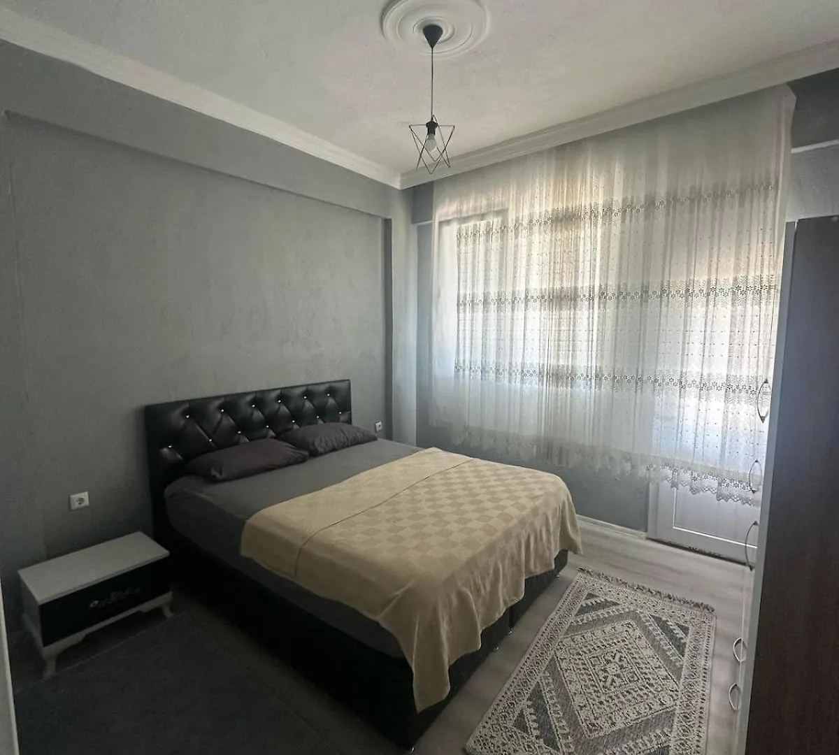 In The Center, 6-7 Minutes To The Airport, Close To The Sea And Coves Dalaman Türkei